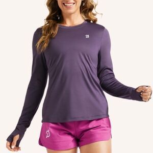 PELOTON WOMEN’S LONG SLEEVE SIGNATURE LOGO NWOT LIGHTWEIGHT SHIRT SIZE SMALL